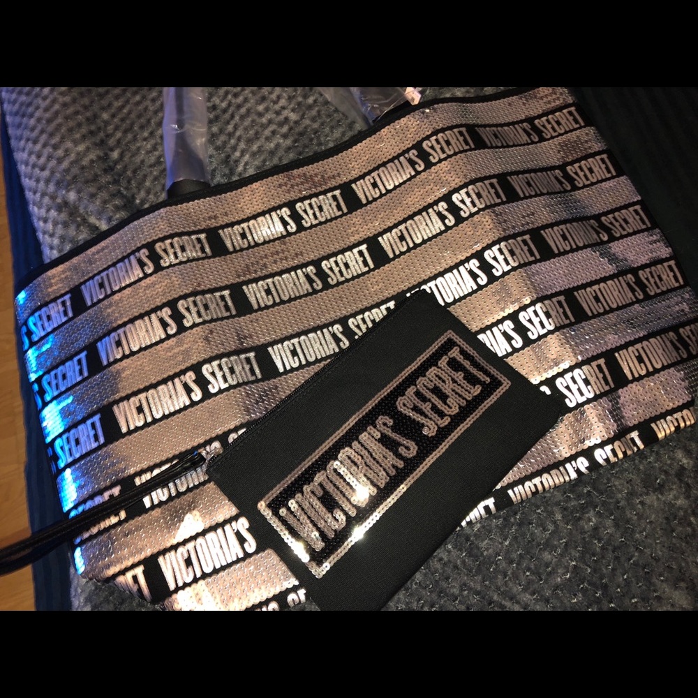 VS Tote